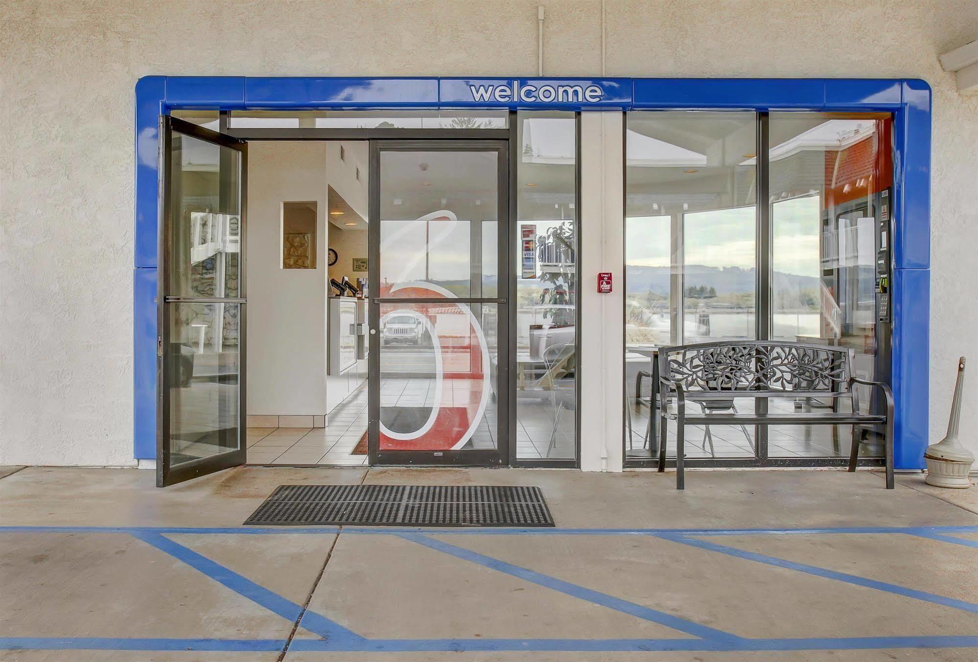 Motel 6-Coos Bay, Or Extérieur photo